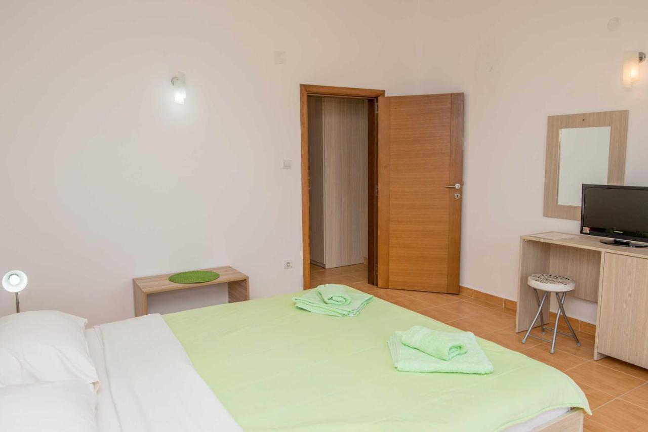 Villa Vjera Petrovac Szoba fotó